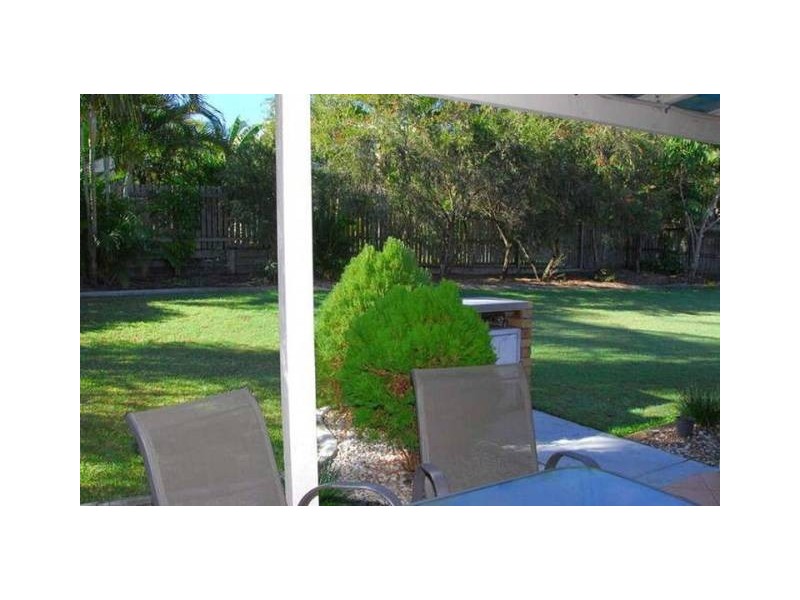 15 SHELLEY STREET, Scarness QLD 4655