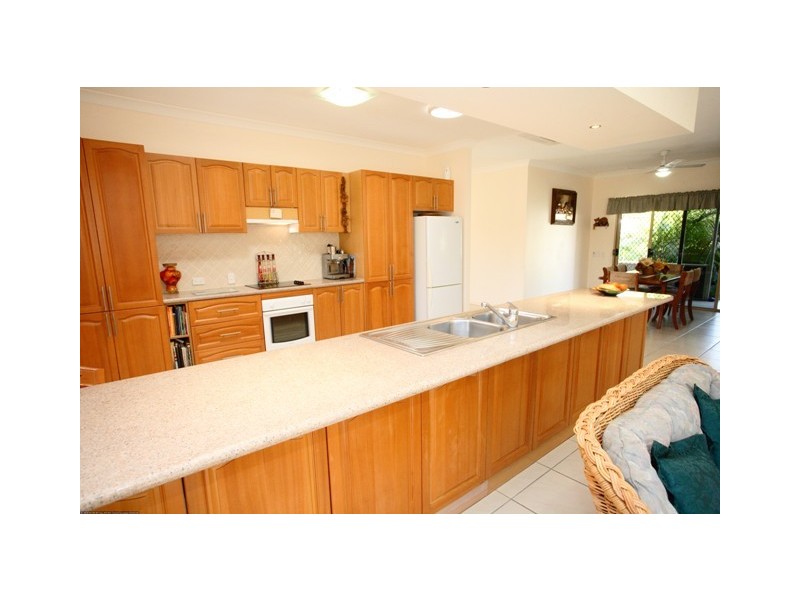 27 Oakes Drive, Burrum Heads QLD 4659