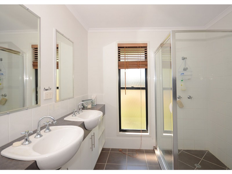 21 Fraser Pacific Exeter, Torquay QLD 4655