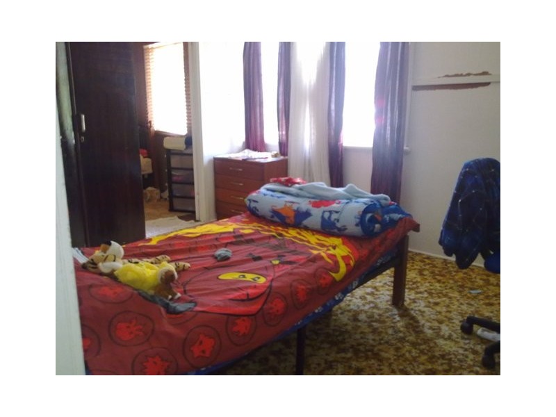 17-19 EAST STREET, Howard QLD 4659