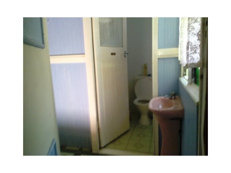 17-19 EAST STREET, Howard QLD 4659