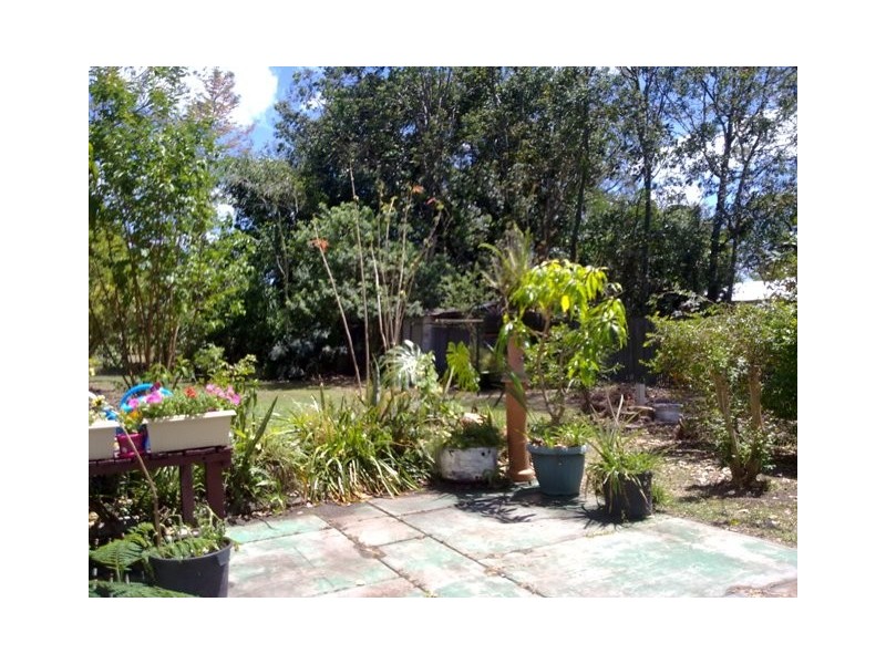 17-19 EAST STREET, Howard QLD 4659