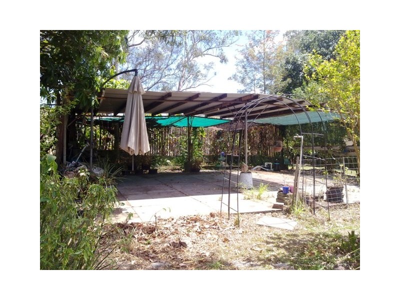 17-19 EAST STREET, Howard QLD 4659