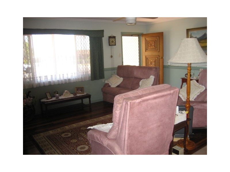 30 DOVER STREET, Pialba QLD 4655