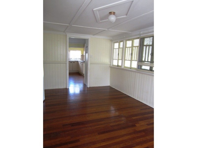 306 Torquay Terrace, Torquay QLD 4655