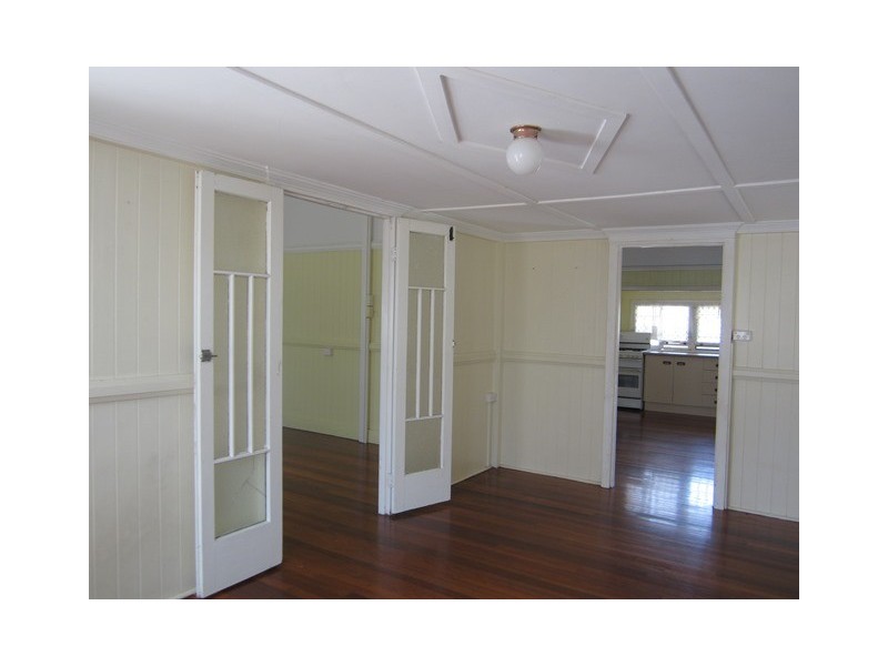 306 Torquay Terrace, Torquay QLD 4655