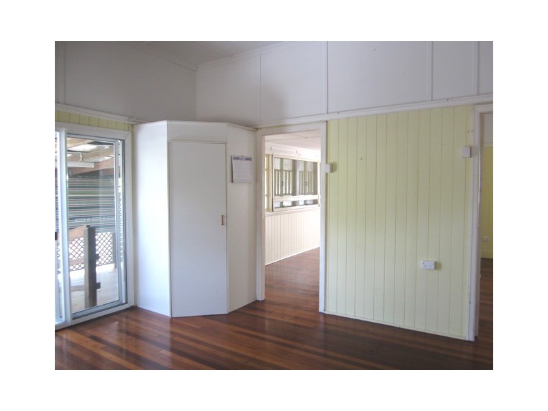 306 Torquay Terrace, Torquay QLD 4655