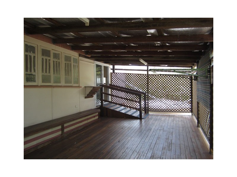 306 Torquay Terrace, Torquay QLD 4655