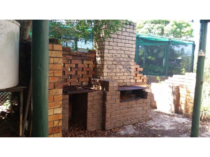 157 CYPRESS STREET, Urangan QLD 4655