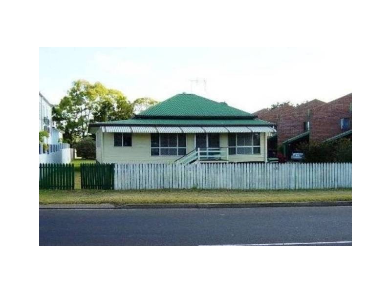 319 Charlton Esplanade, Scarness QLD 4655