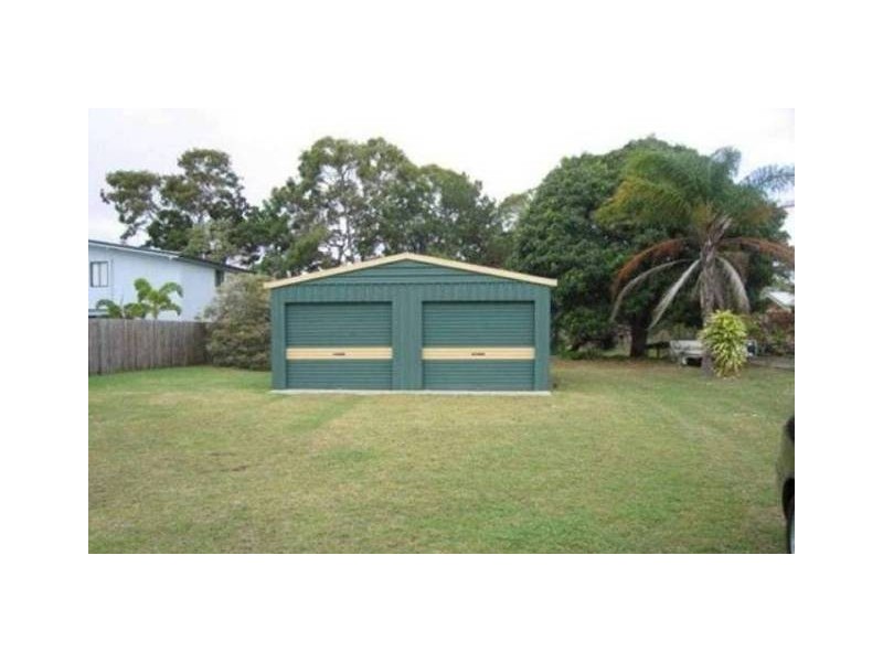 319 Charlton Esplanade, Scarness QLD 4655