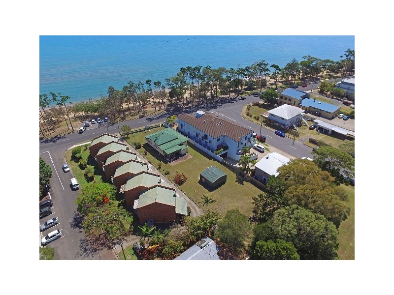 319 Charlton Esplanade, Scarness QLD 4655
