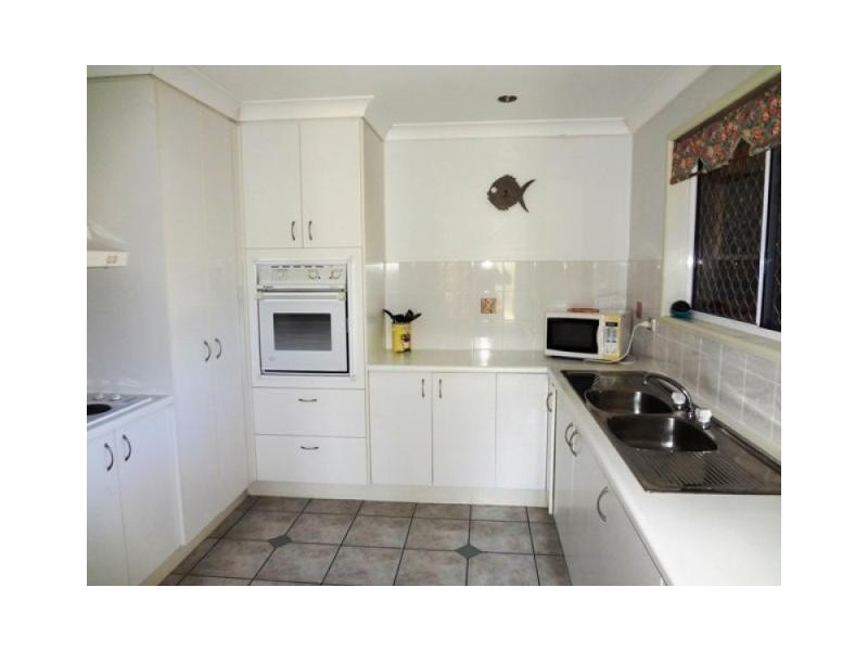 19 CAMPBELL STREET, Torquay QLD 4655