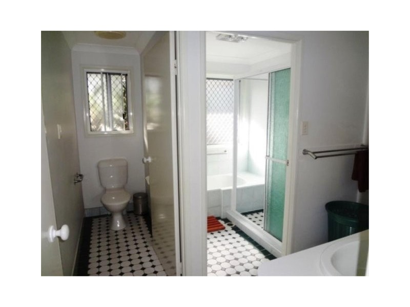 19 CAMPBELL STREET, Torquay QLD 4655