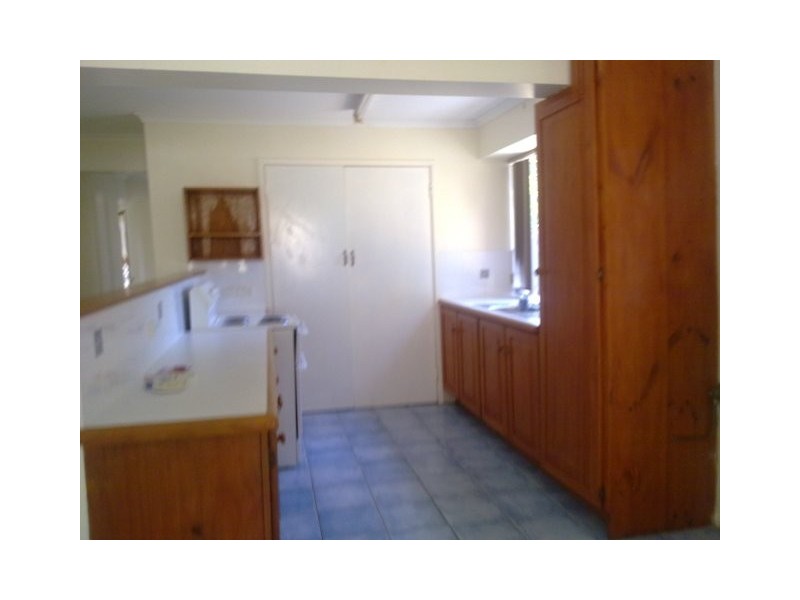 42 Long Street, Point Vernon QLD 4655