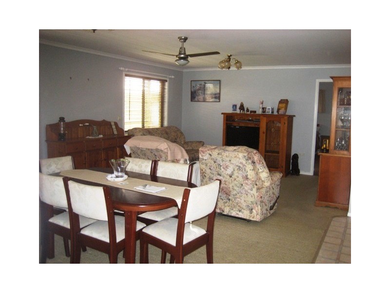 25 BARNSTAPLE, Torquay QLD 4655