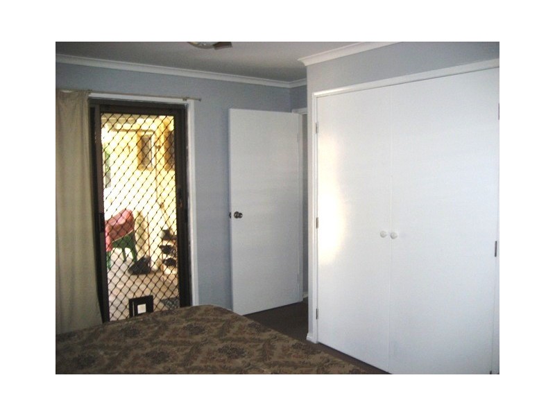25 BARNSTAPLE, Torquay QLD 4655