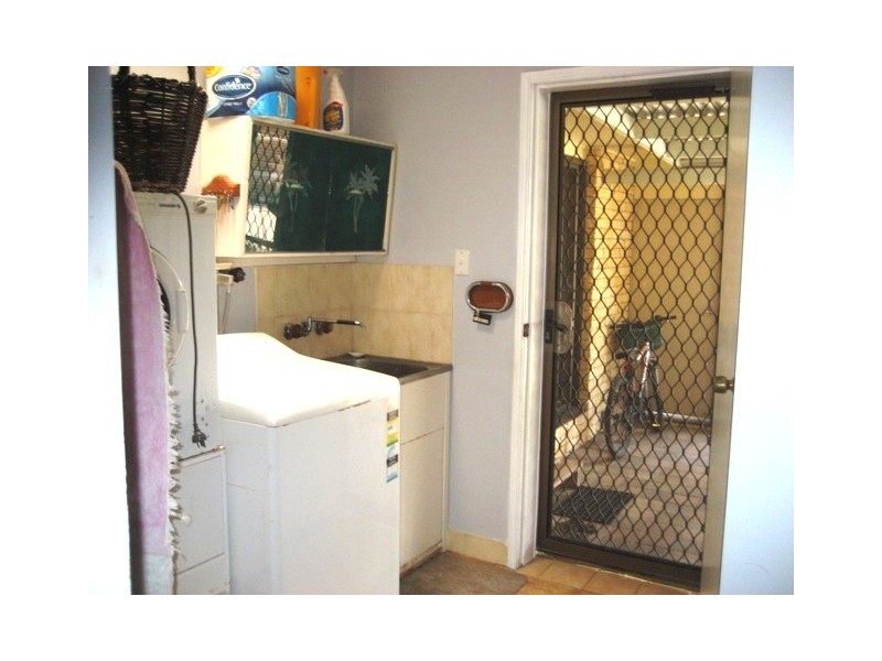 25 BARNSTAPLE, Torquay QLD 4655