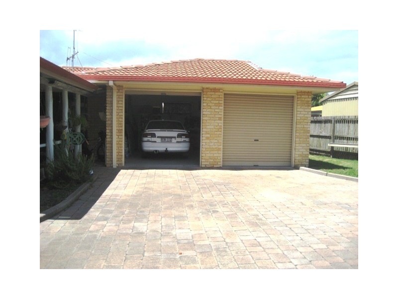 25 BARNSTAPLE, Torquay QLD 4655
