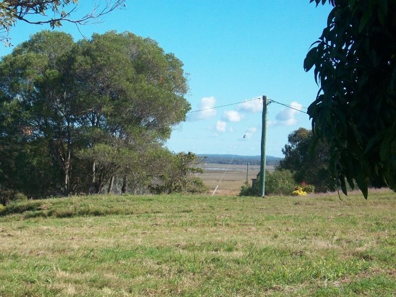 37 Curlew, River Heads QLD 4655
