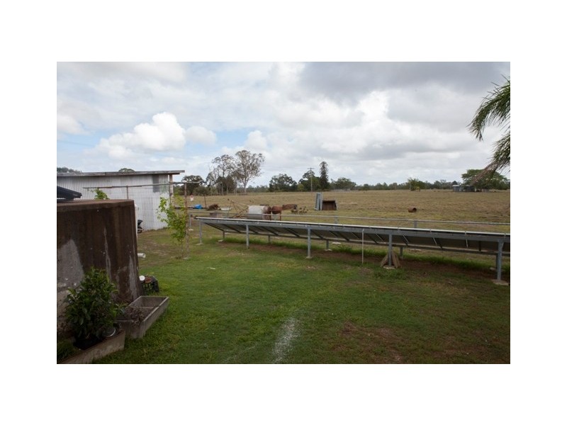 28 SHEPPARDS RD, Tiaro QLD 4650