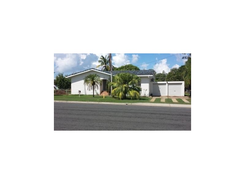 16 Stewart, Urangan QLD 4655