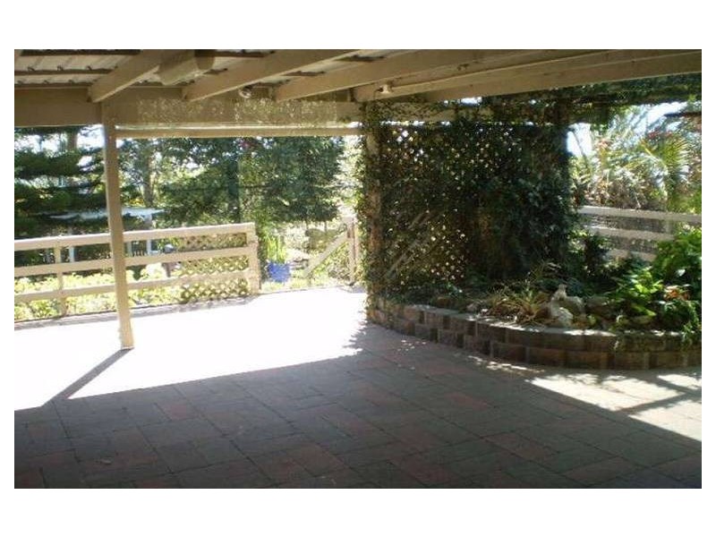 30 VICTOR DVE, Kawungan QLD 4655