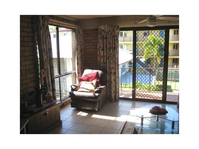 6/394 ESPLANADE, Torquay QLD 4655