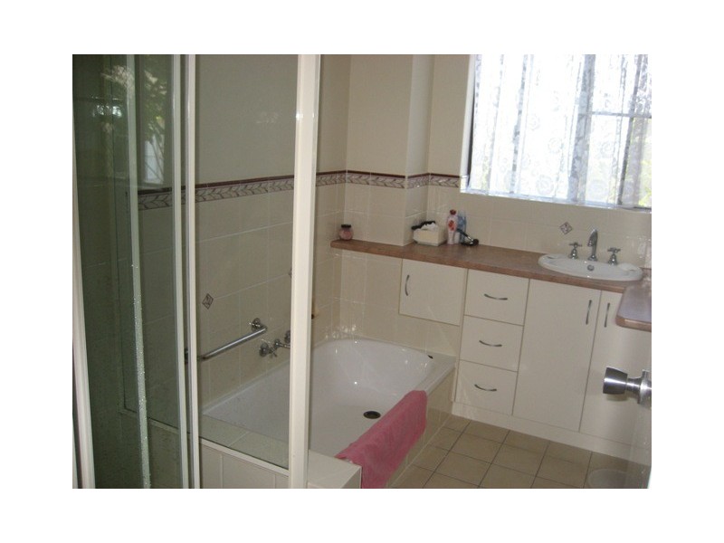 6/394 ESPLANADE, Torquay QLD 4655