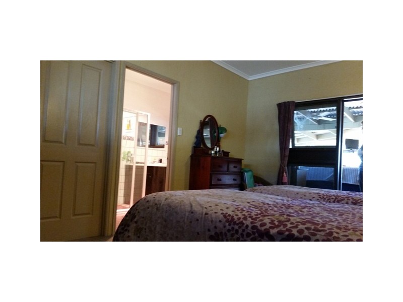 224 MOORABINDA DRIVE, Sunshine Acres QLD 4655