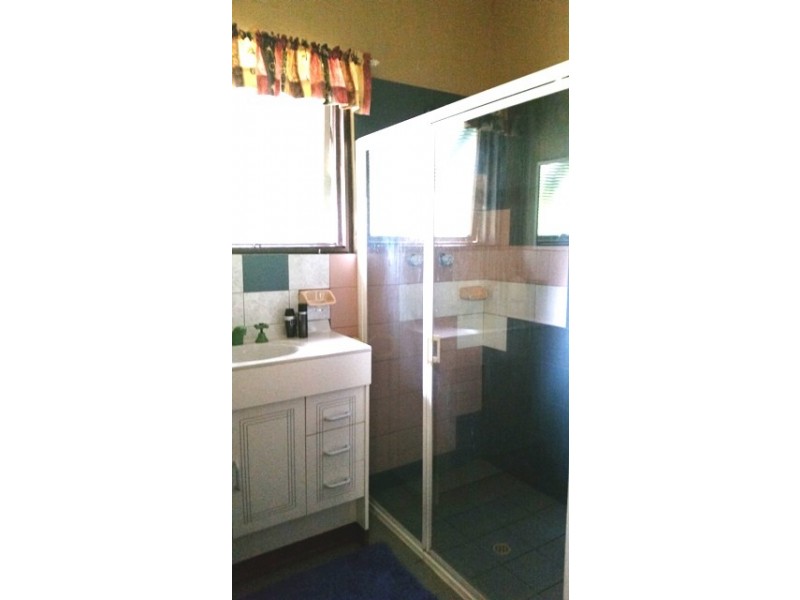 224 MOORABINDA DRIVE, Sunshine Acres QLD 4655