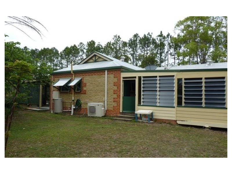 224 MOORABINDA DRIVE, Sunshine Acres QLD 4655