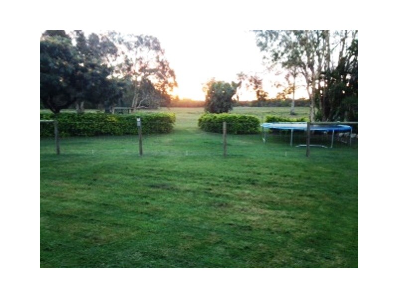 10 NOBBS ROAD, Beelbi Creek QLD 4659