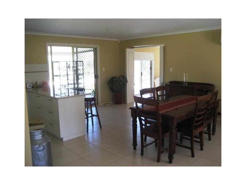 135 MOORABINDA DRIVE, Sunshine Acres QLD 4655