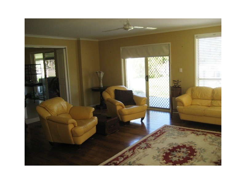 135 MOORABINDA DRIVE, Sunshine Acres QLD 4655