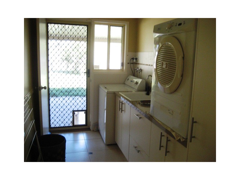 135 MOORABINDA DRIVE, Sunshine Acres QLD 4655