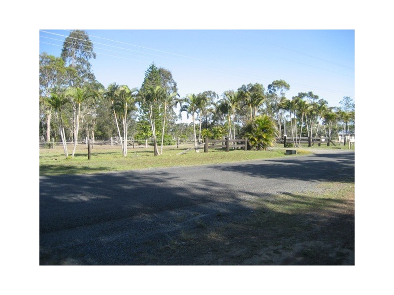 135 MOORABINDA DRIVE, Sunshine Acres QLD 4655