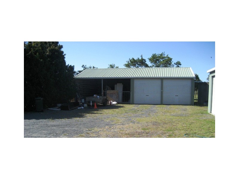 135 MOORABINDA DRIVE, Sunshine Acres QLD 4655