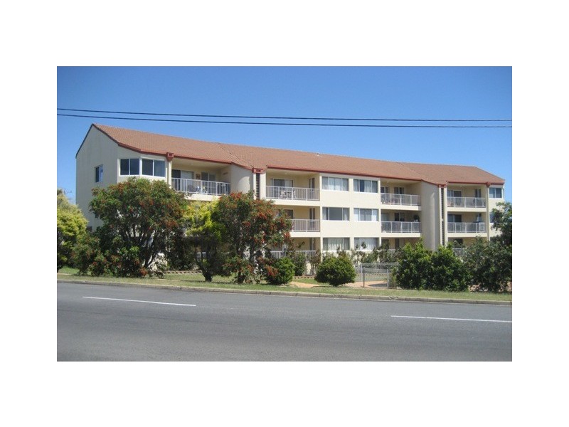 1/13 PULGUL ST, Urangan QLD 4655