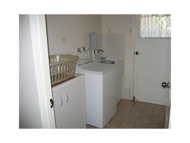 4 ANDREA CRT, Kawungan QLD 4655