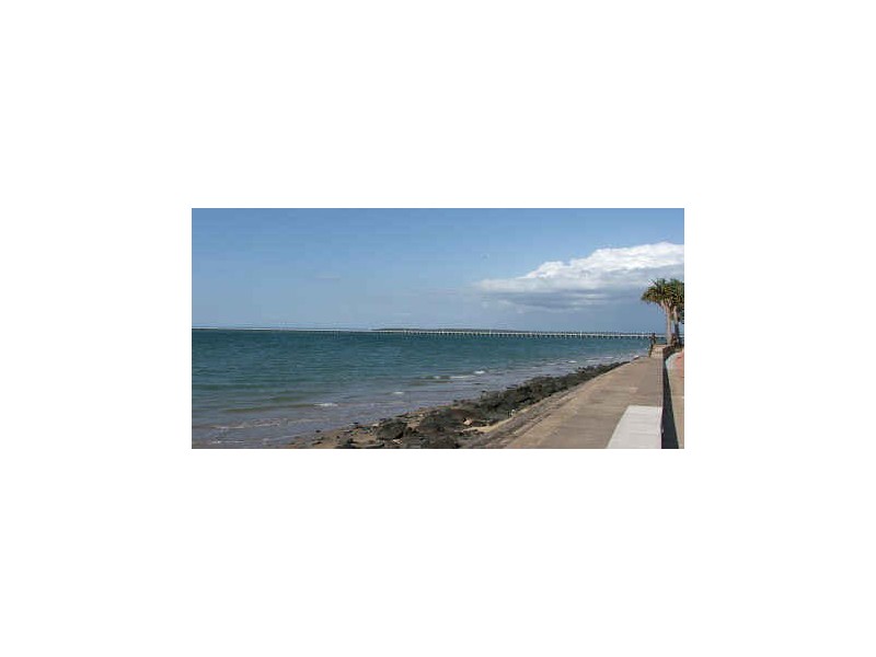 102 Esplanade, Point Vernon QLD 4655