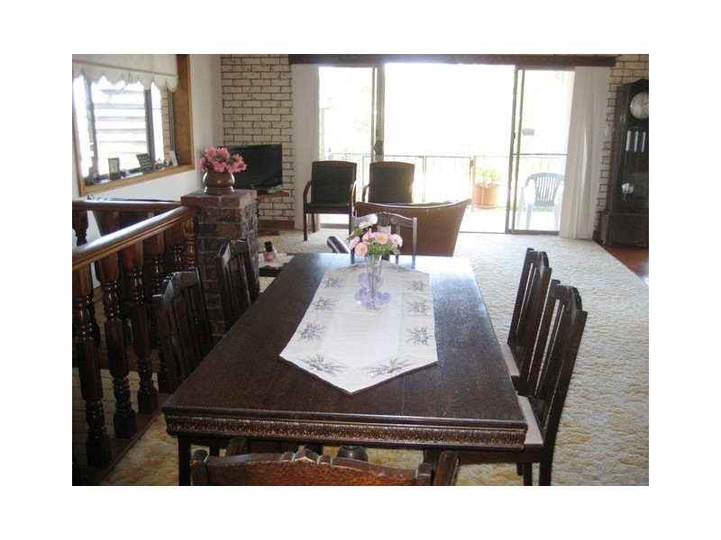 102 Esplanade, Point Vernon QLD 4655