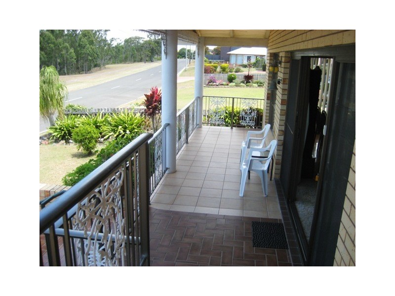 102 Esplanade, Point Vernon QLD 4655