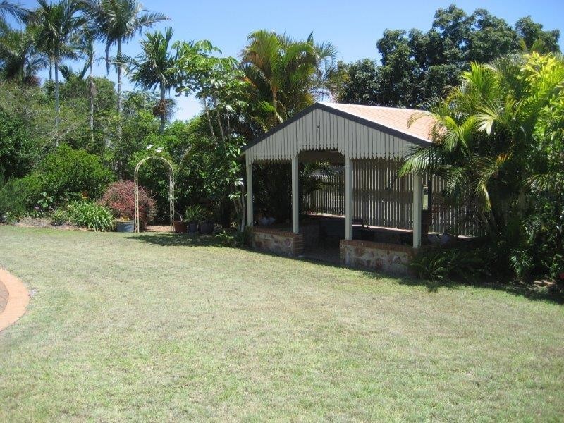3 SOVEREIGN CRT, Urraween QLD 4655