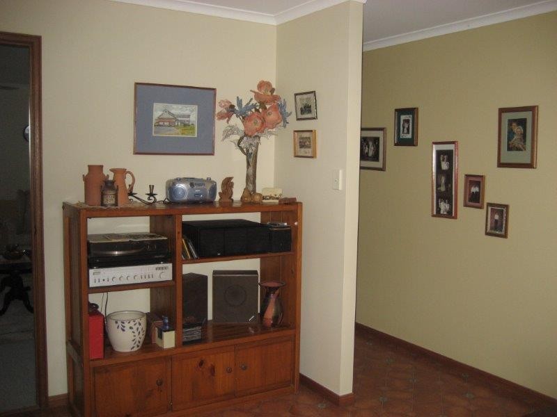 3 SOVEREIGN CRT, Urraween QLD 4655