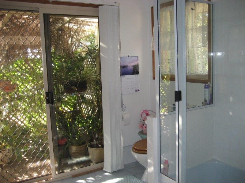 3 SOVEREIGN CRT, Urraween QLD 4655