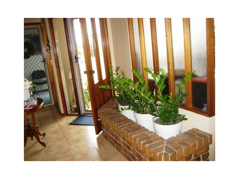 22 ROYAL DVE, Kawungan QLD 4655