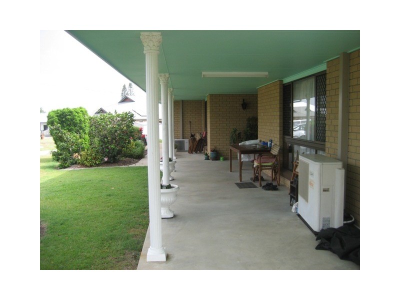 87 SPENCE ST, Point Vernon QLD 4655