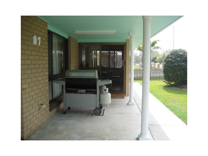 87 SPENCE ST, Point Vernon QLD 4655