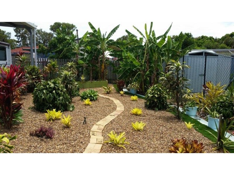 5 Limpus Street, Urangan QLD 4655